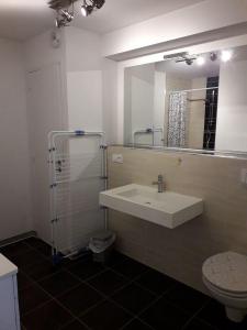 Louer Appartement  422 euros