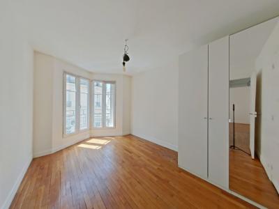 For rent Paris-17eme-arrondissement 2 rooms 38 m2 Paris (75017) photo 2