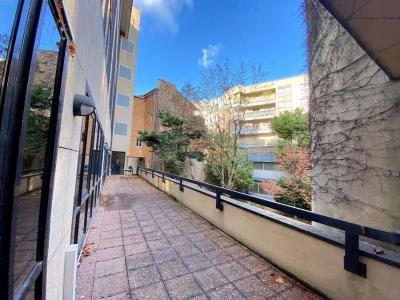For rent Issy-les-moulineaux 171 m2 Hauts de Seine (92130) photo 3