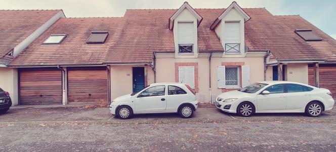 For sale Chevrieres 4 rooms 91 m2 Oise (60710) photo 0
