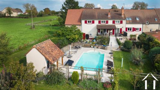 For sale Couches 9 rooms 285 m2 Saone et loire (71490) photo 0
