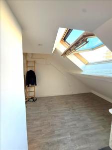 For rent Paris-10eme-arrondissement 1 room 9 m2 Paris (75010) photo 4