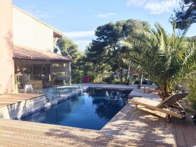 For sale AUTOROUTE 7 rooms 191 m2 Bouches du Rhone (13620) photo 0
