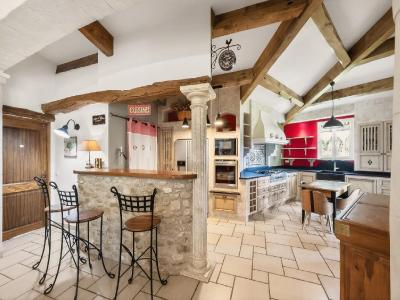 For sale 8 rooms 250 m2 Vaucluse (84110) photo 3