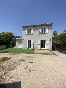Louer Maison  1550 euros