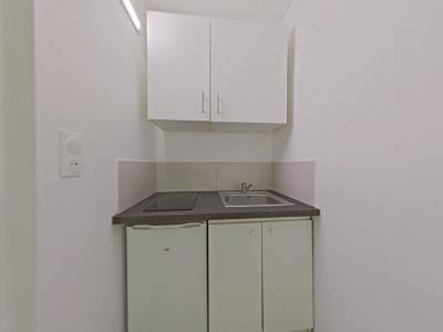 Louer Appartement 16 m2 Paris-20eme-arrondissement