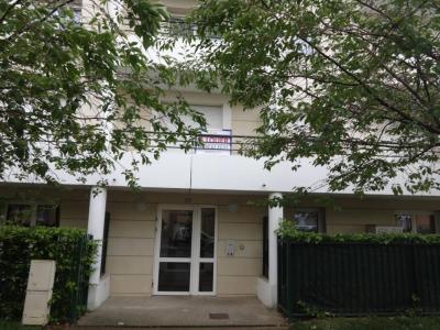For rent Val-de-reuil 2 rooms 39 m2 Eure (27100) photo 0