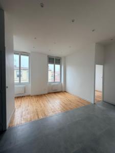 For rent Lyon-4eme-arrondissement 3 rooms 49 m2 Rhone (69004) photo 0