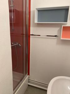For rent Rennes 2 rooms 33 m2 Ille et vilaine (35000) photo 4