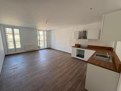 For rent Marseille-2eme-arrondissement 3 rooms 70 m2 Bouches du Rhone (13002) photo 0