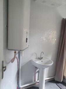 For rent Stains 1 room 30 m2 Seine saint denis (93240) photo 2