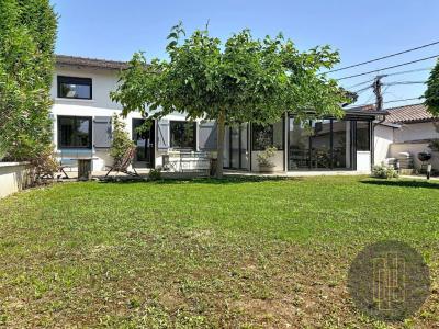 For sale Reyrieux 4 rooms 140 m2 Ain (01600) photo 0