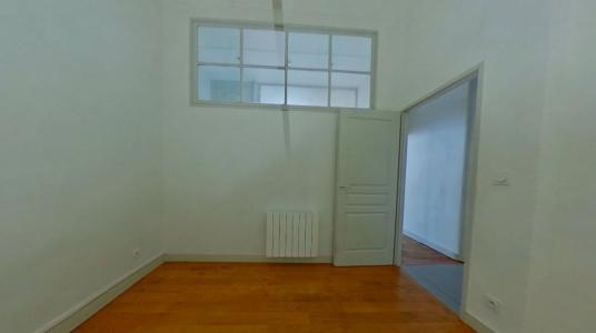For rent Lyon-2eme-arrondissement 3 rooms 61 m2 Rhone (69002) photo 2