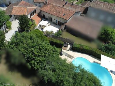 For sale Nanteuil-en-vallee 9 rooms 284 m2 Charente (16700) photo 0