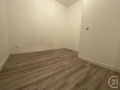 For rent Pont-sainte-maxence 1 room 27 m2 Oise (60700) photo 3