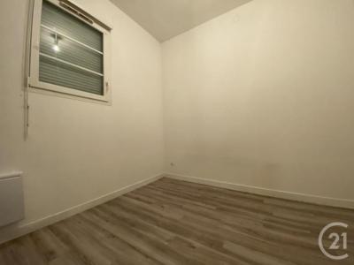 For rent Pont-sainte-maxence 1 room 27 m2 Oise (60700) photo 4