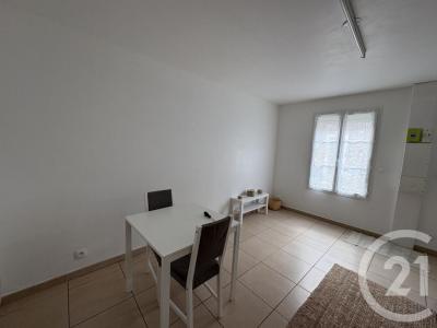 For rent Saint-just-en-chaussee 2 rooms 42 m2 Oise (60130) photo 3