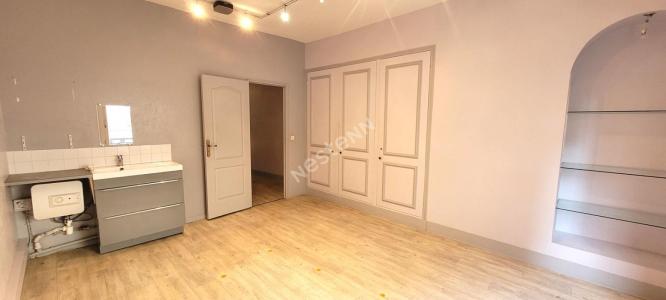 Louer Local commercial Blois 10200 euros