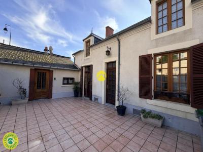 For sale Chateauneuf-sur-cher 7 rooms 134 m2 Cher (18190) photo 0