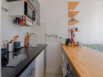 Acheter Appartement Paris-18eme-arrondissement 350000 euros