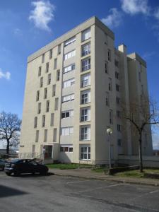 For rent Gueugnon 3 rooms 60 m2 Saone et loire (71130) photo 0