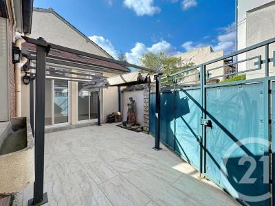 For sale Villejuif 11 rooms 194 m2 Val de Marne (94800) photo 2