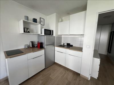 For rent Lyon-3eme-arrondissement 1 room 32 m2 Rhone (69003) photo 3