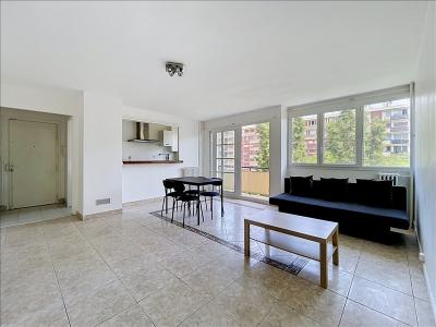 Louer Appartement 61 m2 Montreuil