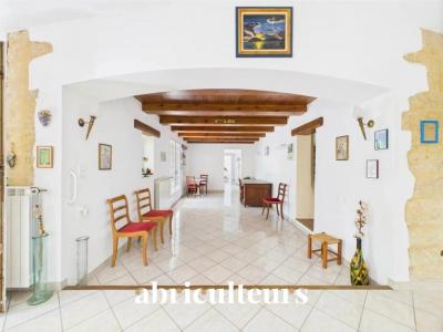 For sale Lambesc 6 rooms 155 m2 Bouches du Rhone (13410) photo 2