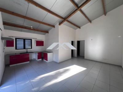 For sale Saint-joseph 3 rooms 59 m2 Reunion (97480) photo 0