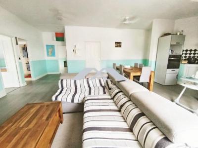 Louer Maison 77 m2 Saint-louis