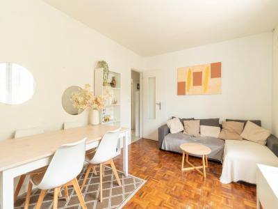 For sale Mureaux 237 m2 Yvelines (78130) photo 2