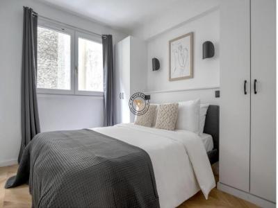 Louer Appartement 46 m2 Paris-16eme-arrondissement