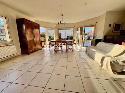 Annonce Vente 6 pi�ces Maison Ebreuil 03