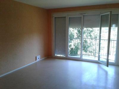 Louer Appartement 50 m2 Matour