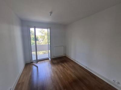 For sale Lyon-9eme-arrondissement 5 rooms 90 m2 Rhone (69009) photo 4