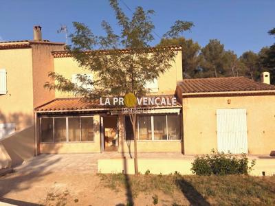 For sale Greasque 5 rooms 143 m2 Bouches du Rhone (13850) photo 0