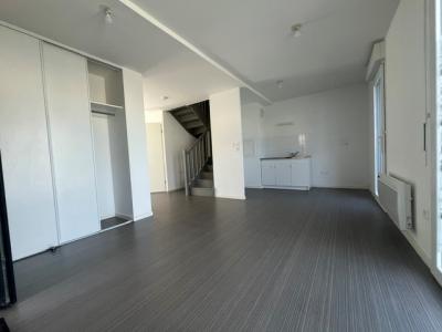 For rent Hanvoile 4 rooms 88 m2 Oise (60650) photo 1