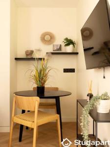 Annonce Location Appartement Paris-2eme-arrondissement 75