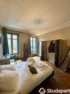 Louer Appartement 14 m2 Lyon-3eme-arrondissement