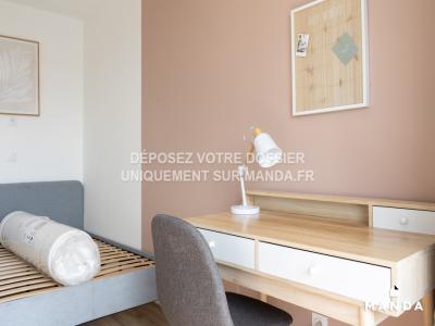 For rent Lyon-8eme-arrondissement 6 rooms 10 m2 Rhone (69008) photo 0