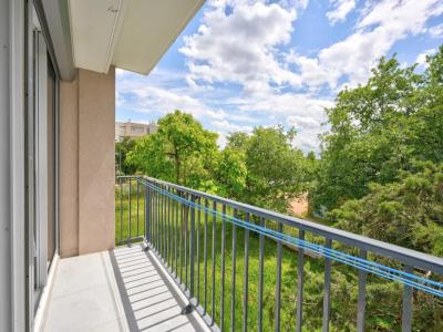 For sale Bron 3 rooms 60 m2 Rhone (69500) photo 0