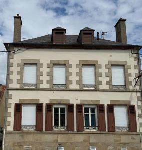For sale Yzeure 8 rooms 212 m2 Allier (03400) photo 0