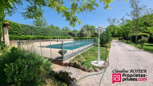 Acheter Maison 237 m2 Besse-sur-issole