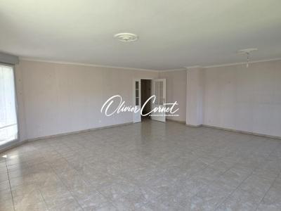 For sale Nogent-le-rotrou 4 rooms 149 m2 Eure et loir (28400) photo 2