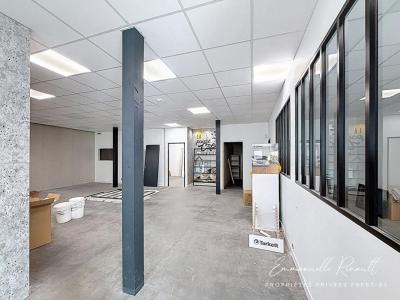 For sale Vannes 5 rooms 700 m2 Morbihan (56000) photo 3