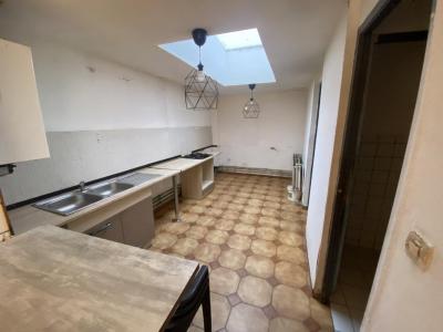 For sale Roubaix 5 rooms 80 m2 Nord (59100) photo 0