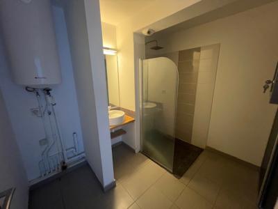 Louer Appartement Saint-denis 743 euros