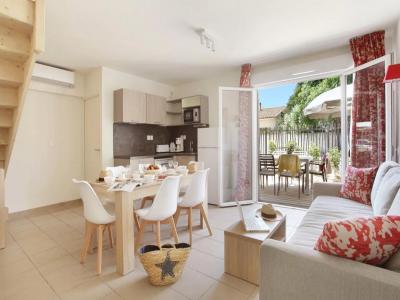 For sale Aigues-mortes 3 rooms 45 m2 Gard (30220) photo 2