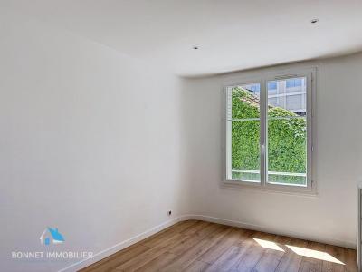 Louer Bureau 106 m2 Clermont-ferrand